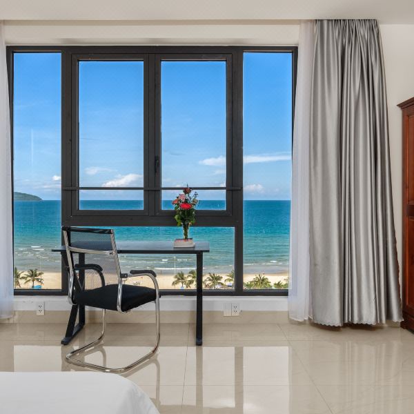 Cocorico Da Nang Beach Hotel